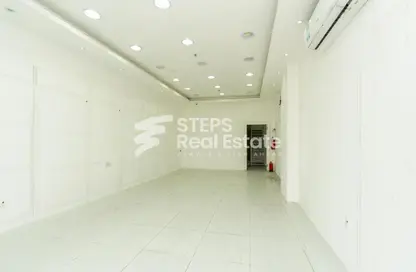 Shop - Studio - 1 Bathroom for rent in Muaither Area - Al Rayyan - Doha