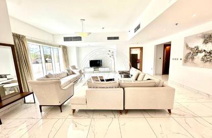 Apartment - 4 Bedrooms - 6 Bathrooms for rent in West Bay Tower - West Bay - West Bay - Doha