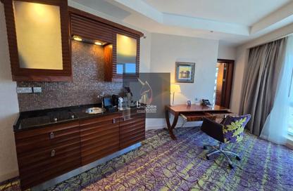Hotel Apartments - 1 Bedroom - 2 Bathrooms for rent in West Bay Tower - West Bay - West Bay - Doha Hotel Apartments - 1 Bedroom - 2 Bathrooms for rent in West Bay Tower - West Bay - West Bay - Doha