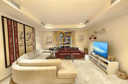 Apartment - 1 Bedroom - 2 Bathrooms for rent in West Porto Drive - Porto Arabia - The Pearl Island - Doha