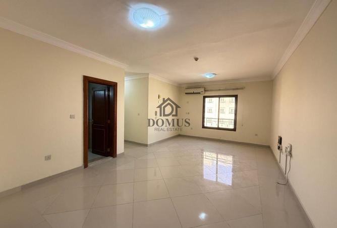 1027571 - Property Main Image