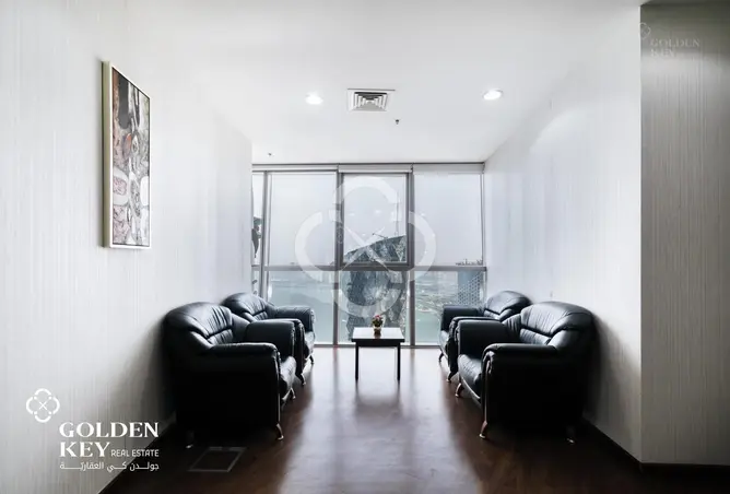 64418101 - Property Image 2