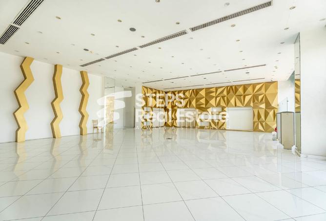 60781405 - Property Image 2