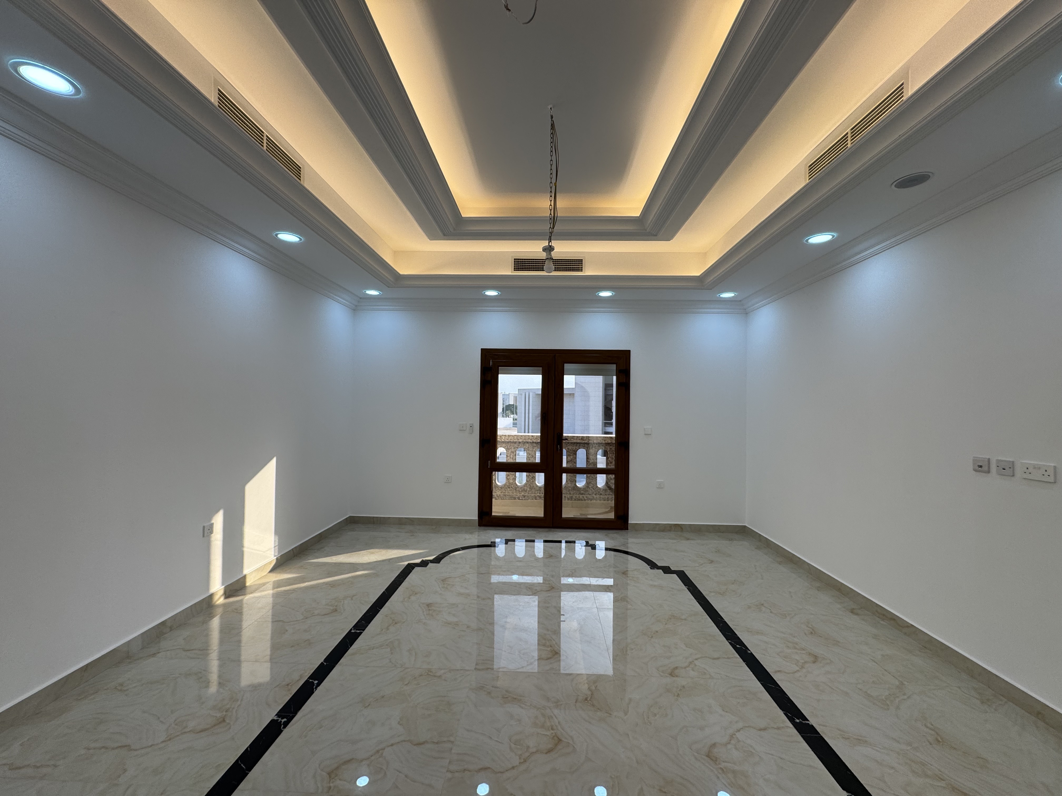 STAND ALONE VILLA SF WITH PRIVATE POOL - villa in Waterfront Residential