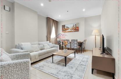 Apartment - 1 Bedroom - 2 Bathrooms for rent in Salaja Street - Doha Al Jadeed - Doha