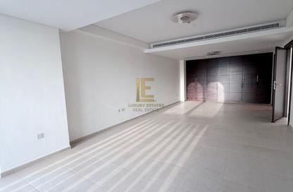 Duplex - 4 Bedrooms - 6 Bathrooms for rent in Viva Bahriyah - The Pearl Island - Doha