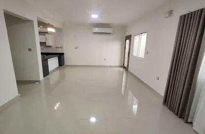 فيلا - 4 غرف نوم - 4 حمامات للايجار في قرية النخيل السكنية - سلاطة الجديدة - سلاطة - الدوحة