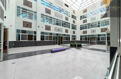 Office Space - Studio - 2 Bathrooms for rent in Bin Omran 46 - Fereej Bin Omran - Doha