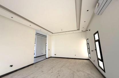 Villa - 7 Bedrooms - 7+ Bathrooms for rent in Al Kheesa - Al Kheesa - Umm Salal Mohammed
