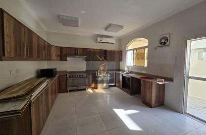 مجمع سكني - 5 غرف نوم - 5 حمامات للايجار في الريان القديمة - الريان - الدوحة