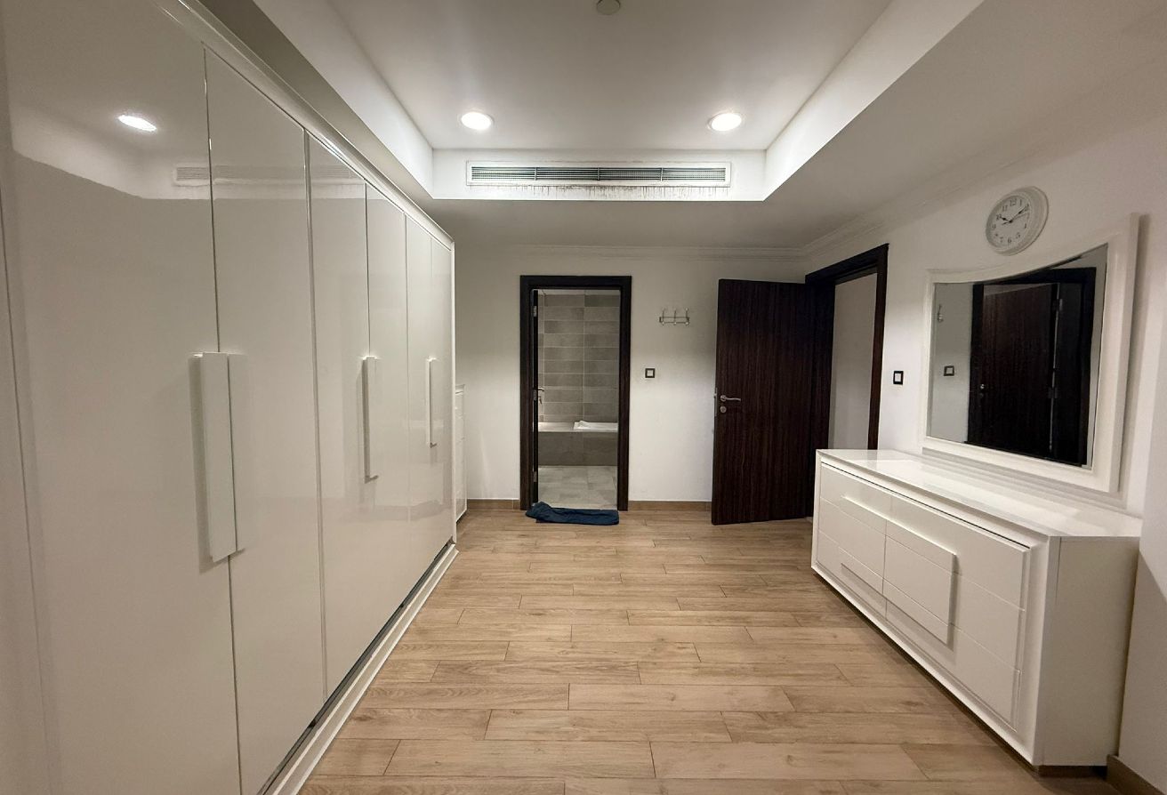 High Floor 2BHK | Partial Sea & Marina Views Porto thumbnail 16
