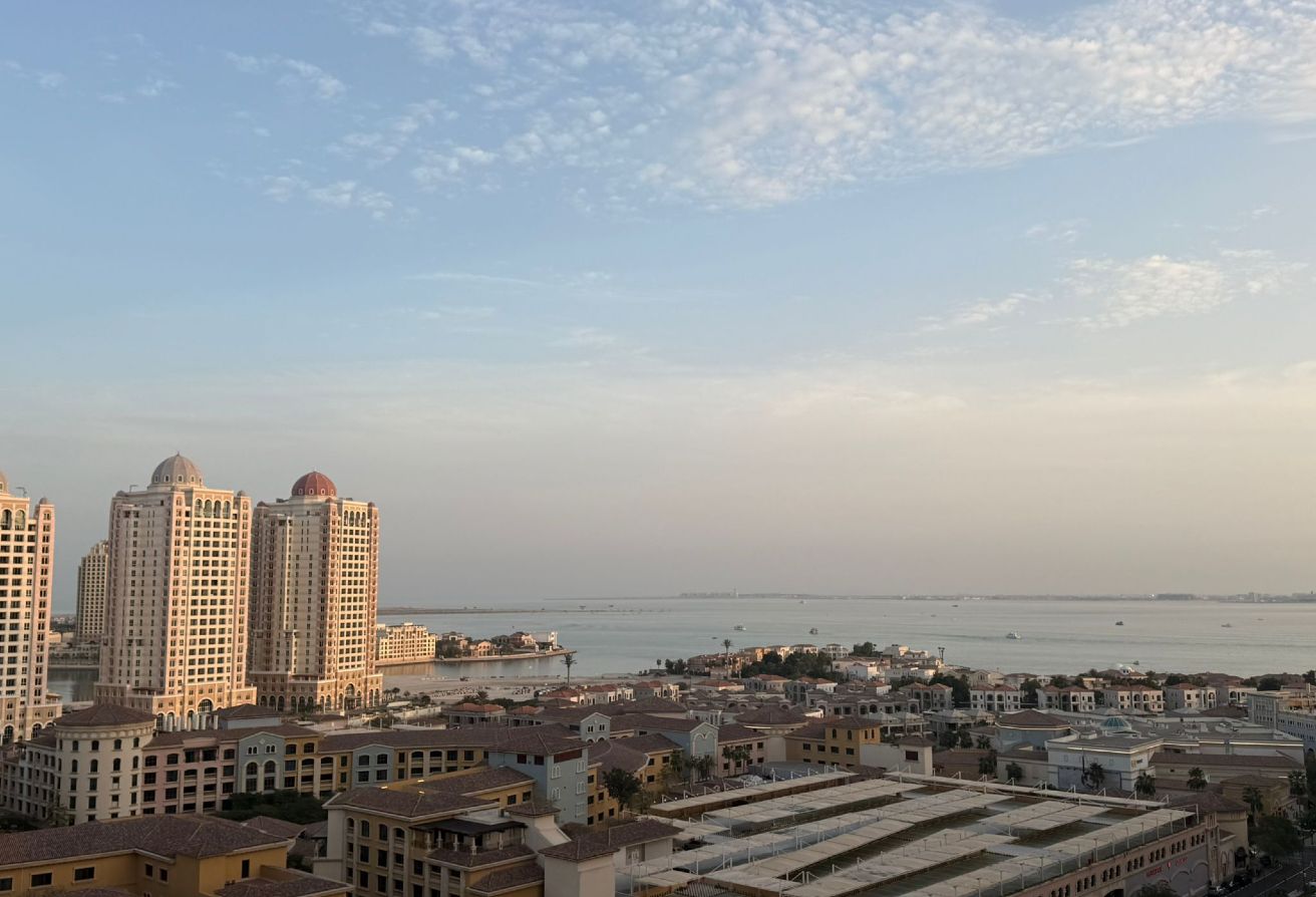 High Floor 2BHK | Partial Sea & Marina Views Porto thumbnail 10