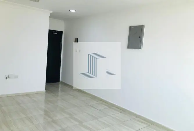 64309000 - Property Image 2