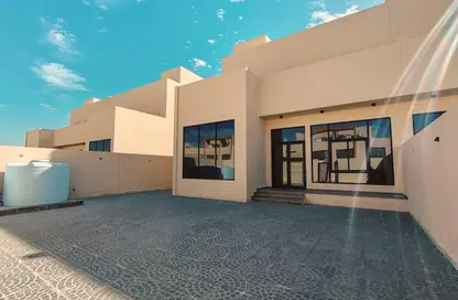 Villa - 5 Bedrooms - 7+ Bathrooms for rent in Umm Salal Mahammad - Umm Salal City - Doha