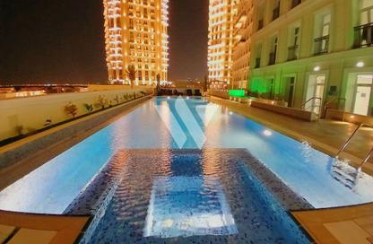 Apartment - 3 Bedrooms - 4 Bathrooms for rent in Floresta Gardens - Floresta Gardens - The Pearl Island - Doha
