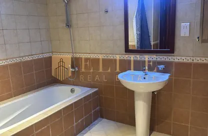 شقة - 2 غرف نوم - 3 حمامات للايجار في برج 4 - بورتو أرابيا - جزيرة اللؤلؤة - الدوحة