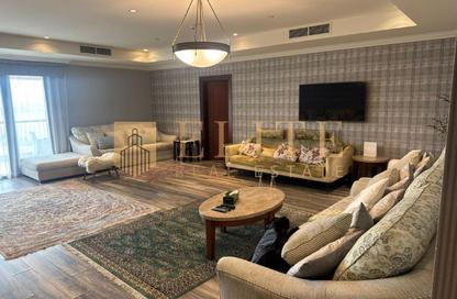 Apartment - 2 Bedrooms - 3 Bathrooms for rent in Tower 4 - Porto Arabia - The Pearl Island - Doha