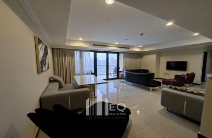 Apartment - 2 Bedrooms - 2 Bathrooms for rent in East Porto Drive - Porto Arabia - The Pearl Island - Doha