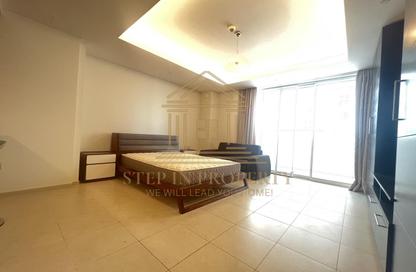 Apartment - Studio - 1 for rent in Viva West - Viva Bahriyah - The Pearl Island - Doha