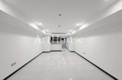 Apartment - Studio - 1 for rent in East Porto Drive - Porto Arabia - The Pearl Island - Doha Apartment - Studio - 1 for rent in East Porto Drive - Porto Arabia - The Pearl Island - Doha