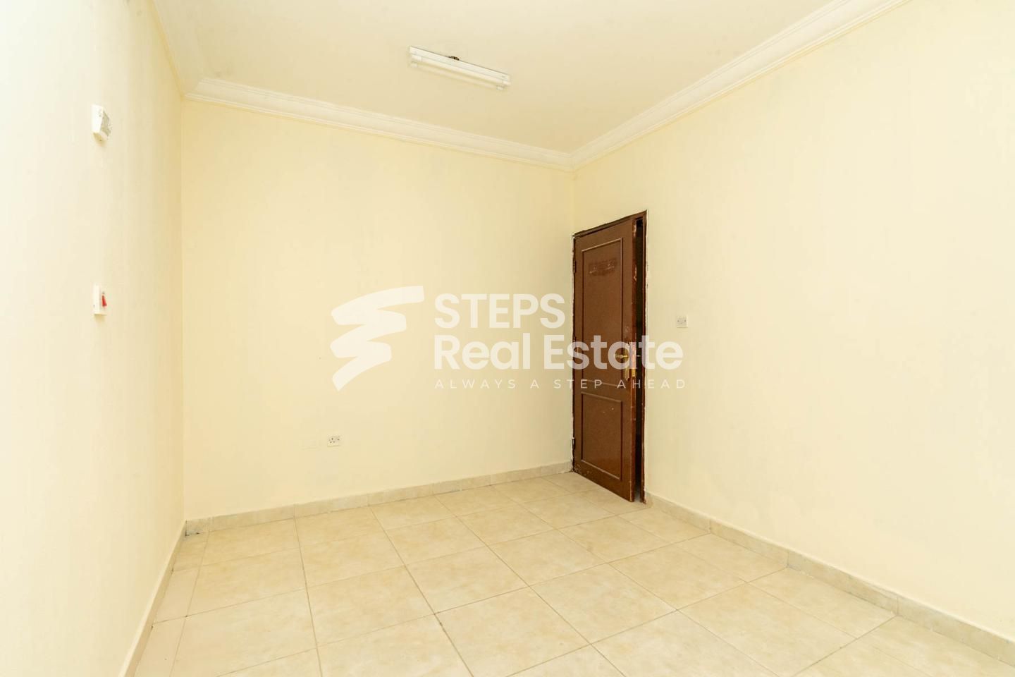 1Bhk Un- Furnished Flat Included utilities