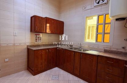 Apartment - 2 Bedrooms - 2 Bathrooms for rent in Al Sadd Road - Al Sadd - Doha