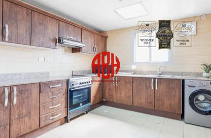 Apartment - 2 Bedrooms - 3 Bathrooms for rent in Al Nasr Street - Al Nasr - Doha