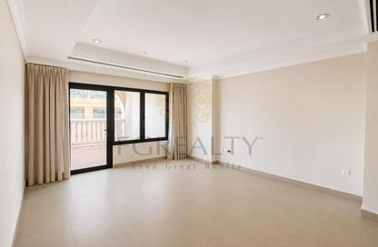 Apartment - 1 - 2 for rent in West Porto Drive - Porto Arabia - The Pearl Island - Doha Apartment - 1 - 2 for rent in West Porto Drive - Porto Arabia - The Pearl Island - Doha