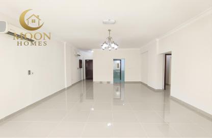 Apartment - 3 Bedrooms - 3 Bathrooms for rent in Fereej Bin Mahmoud North - Fereej Bin Mahmoud - Doha