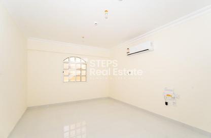 Apartment - 3 Bedrooms - 3 Bathrooms for rent in Al Wakra - Al Wakra - Al Wakrah - Al Wakra