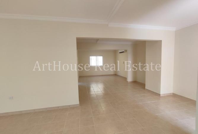 52452805 - Property Image 2