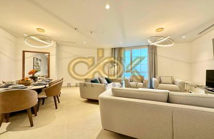 Penthouse - 3 Bedrooms - 5 Bathrooms for rent in Floresta Gardens - Floresta Gardens - The Pearl Island - Doha