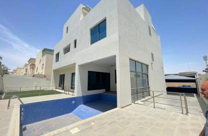 Villa - 5 Bedrooms - 6 Bathrooms for rent in Izghawa - Izghawa - Doha