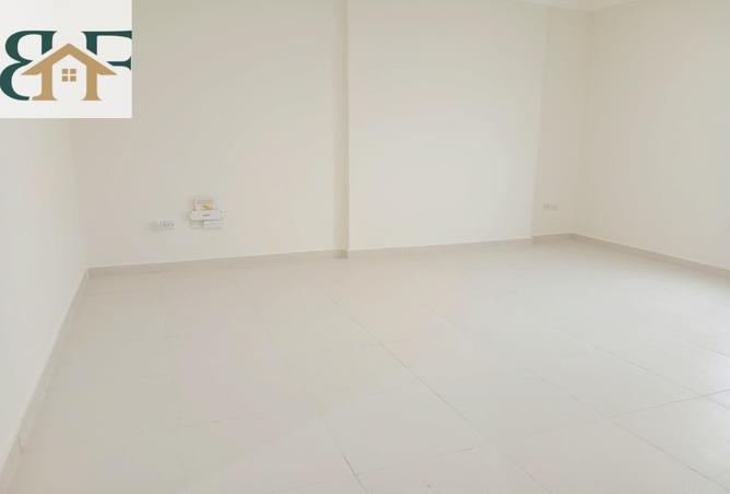 54444444 - Property Image 2