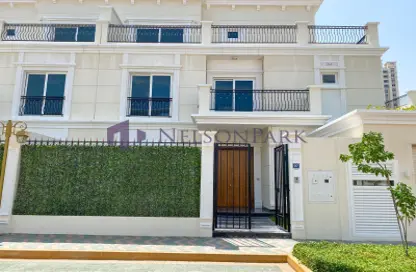 فيلا - 6 غرف نوم - 7 حمامات للايجار في حدائق فلورستا - حدائق فلورستا - جزيرة اللؤلؤة - الدوحة