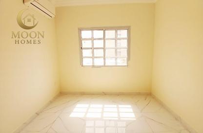 Apartment - 1 Bedroom - 1 Bathroom for rent in Umm Ghuwailina 4 - Umm Ghuwailina - Doha Apartment - 1 Bedroom - 1 Bathroom for rent in Umm Ghuwailina 4 - Umm Ghuwailina - Doha