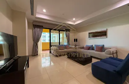 Apartment - 1 Bedroom - 2 Bathrooms for rent in East Porto Drive - Porto Arabia - The Pearl Island - Doha