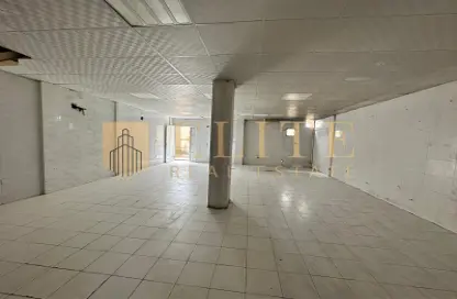 محل تجاري - استوديو - 1 حمام للايجار في 35 بن عمران - فريج بن عمران - الدوحة