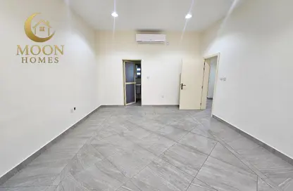 شقة - 2 غرف نوم - 3 حمامات للايجار في الهلال - الهلال - الدوحة