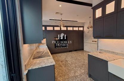 Villa - 4 Bedrooms - 6 Bathrooms for rent in Al Kheesa - Al Kheesa - Umm Salal Mohammed