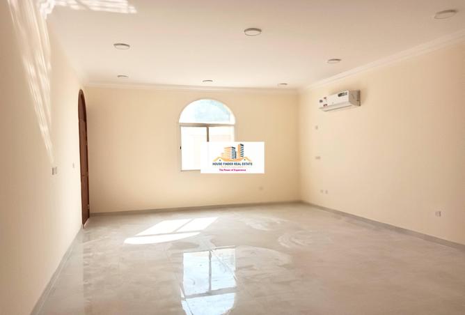 1022763 - Property Image 3