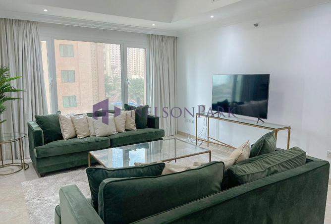 999833 - Property Image 3