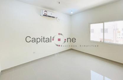 Apartment - 1 Bedroom - 1 Bathroom for rent in Wholesale Market Street - Abu Hamour - Doha