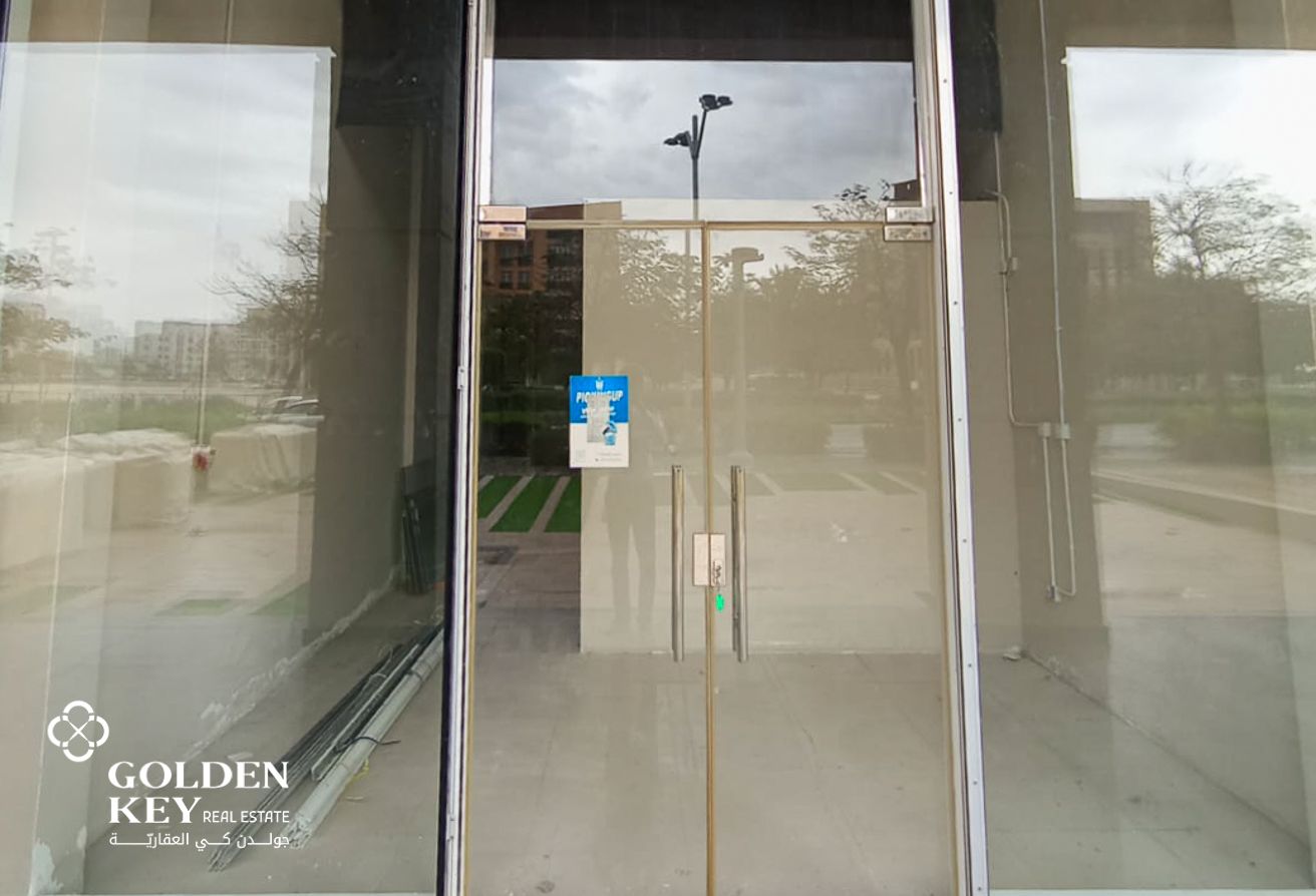 Retail Shop with Mezzanine for Rent | Foxhills
