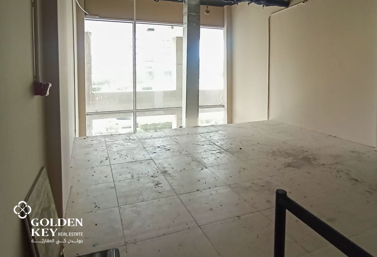 Retail Shop with Mezzanine for Rent | Foxhills