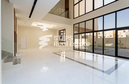 Villa - 7 Bedrooms - 7+ Bathrooms for sale in Al Wukair - Al Wukair - Al Wakra