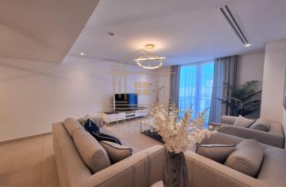 Apartment - 1 Bedroom - 2 Bathrooms for rent in Floresta Gardens - Floresta Gardens - The Pearl Island - Doha