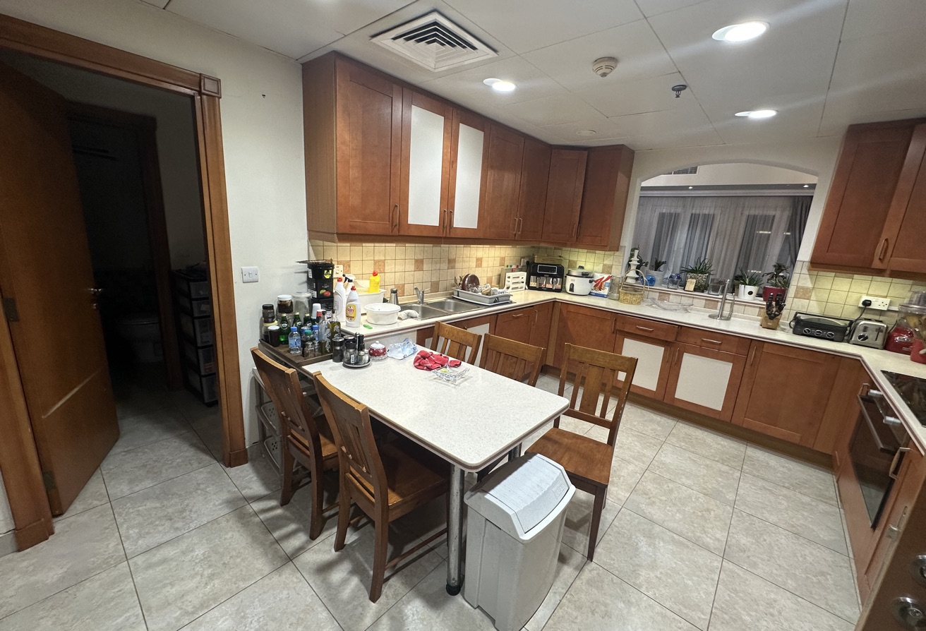 3+Maid Higher Floor Partially side Marina view thumbnail 12