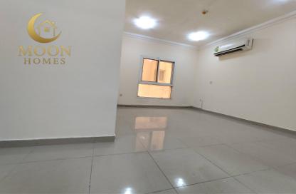 Apartment - 2 Bedrooms - 2 Bathrooms for rent in Al Mansoura - Al Mansoura - Doha