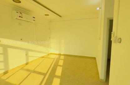 Apartment - Studio - 1 Bathroom for rent in Al Duhail - Al Duhail - Doha